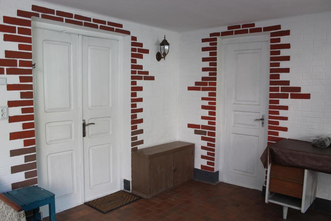 Guest House Meri Poppins Dedoplis Tskaro ภายนอก รูปภาพ