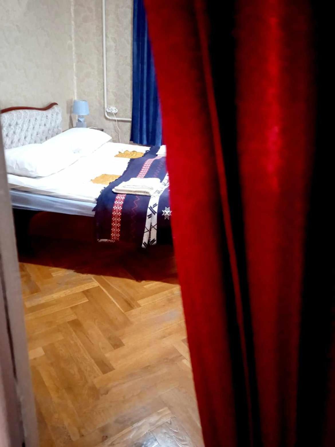 Guest House Meri Poppins Dedoplis Tskaro ภายนอก รูปภาพ